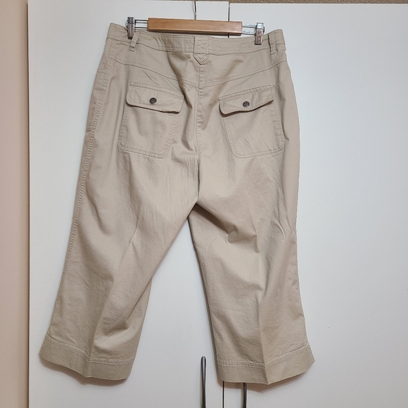 Plus Size 16 cropped Chino capri pants summer crops - Picture 4 of 5